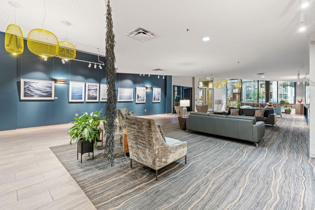 1120 S 2nd Street 512, Minneapolis, MN 55415