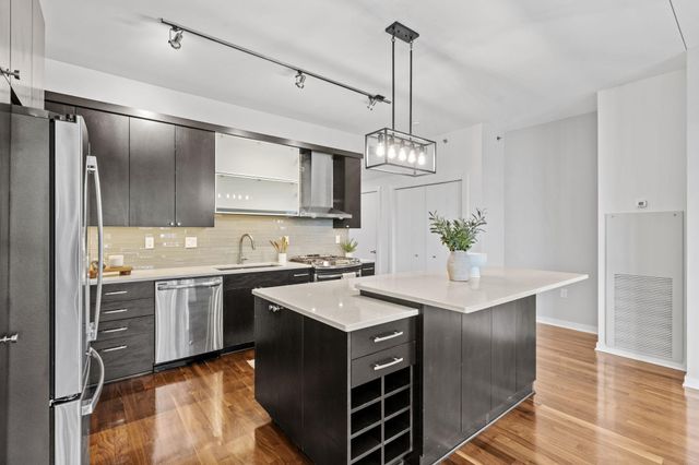 1120 S 2nd Street 512, Minneapolis, MN 55415
