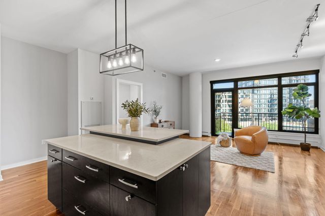 1120 S 2nd Street 512, Minneapolis, MN 55415
