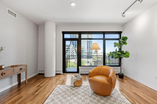 1120 S 2nd Street 512, Minneapolis, MN 55415