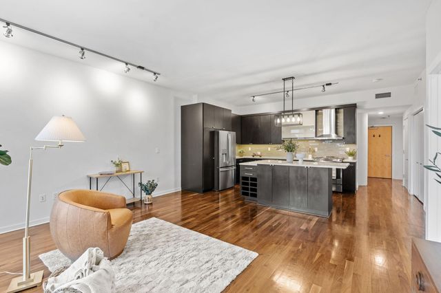 1120 S 2nd Street 512, Minneapolis, MN 55415