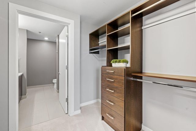 1120 S 2nd Street 512, Minneapolis, MN 55415