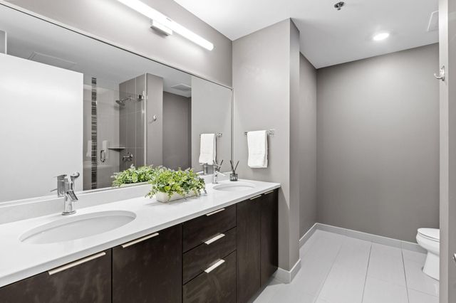 1120 S 2nd Street 512, Minneapolis, MN 55415