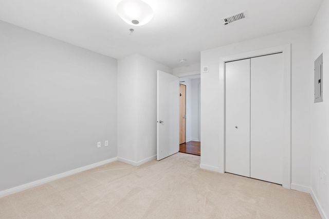 1120 S 2nd Street 512, Minneapolis, MN 55415