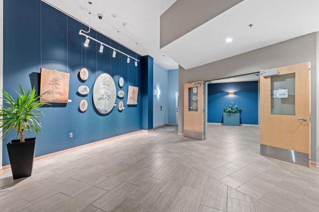 1120 S 2nd Street 512, Minneapolis, MN 55415