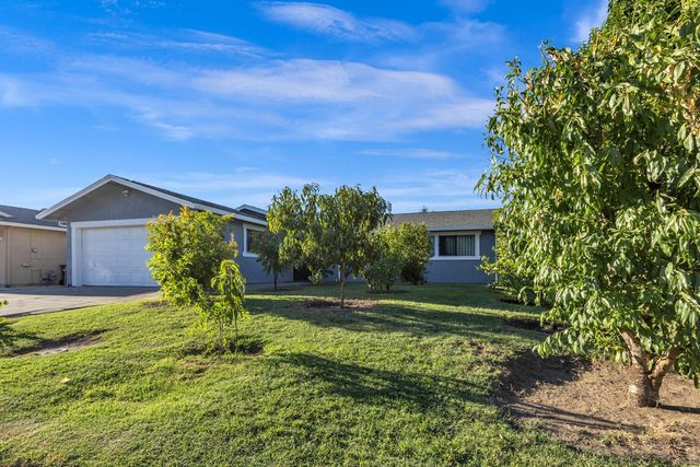2133 Millwood Ave, Stockton, CA 95210