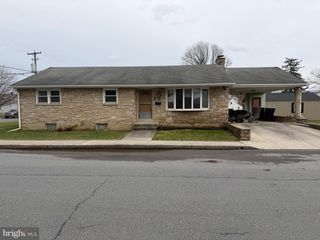 90 E HAZEL ST, Palmyra, PA 17078