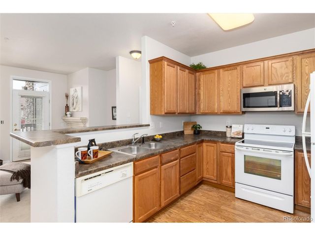 8043 Lee Dr 104, Arvada, CO 80005