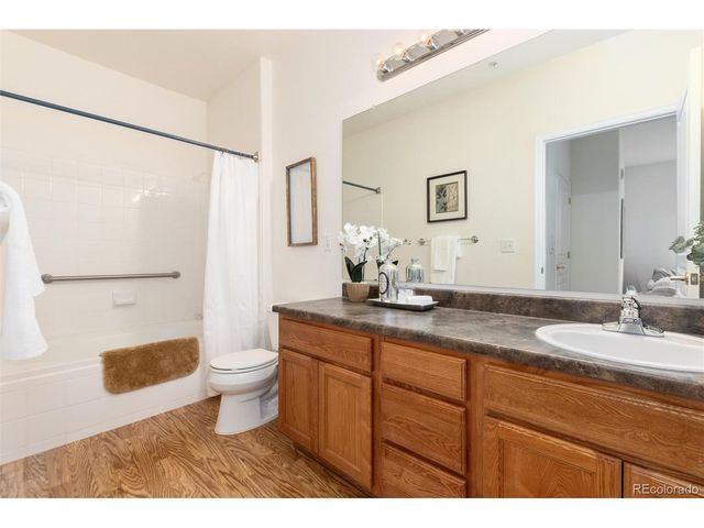 8043 Lee Dr 104, Arvada, CO 80005