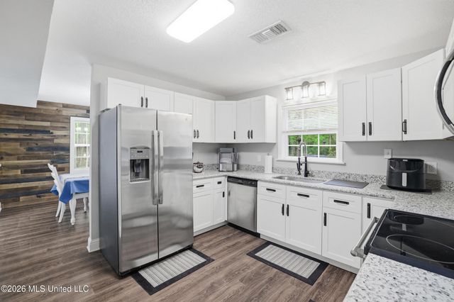 13213 Mount Pleasant Road, Vancleave, MS 39565
