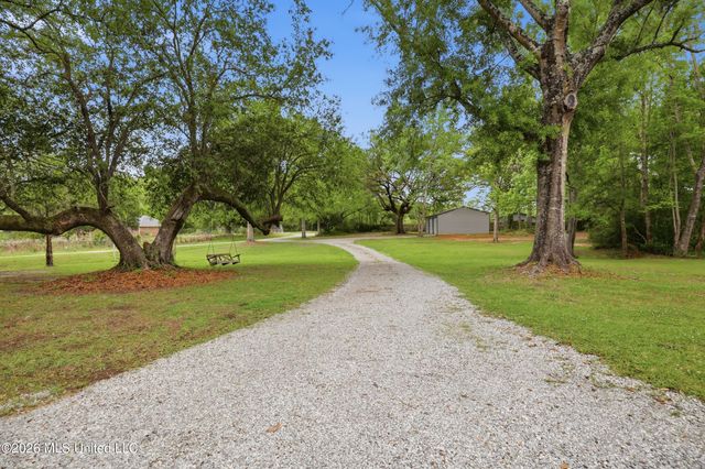 13213 Mount Pleasant Road, Vancleave, MS 39565