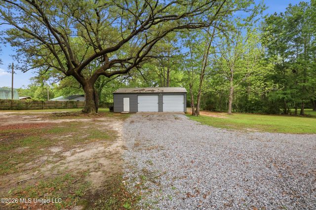 13213 Mount Pleasant Road, Vancleave, MS 39565