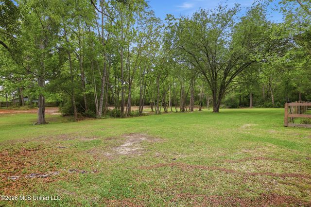 13213 Mount Pleasant Road, Vancleave, MS 39565
