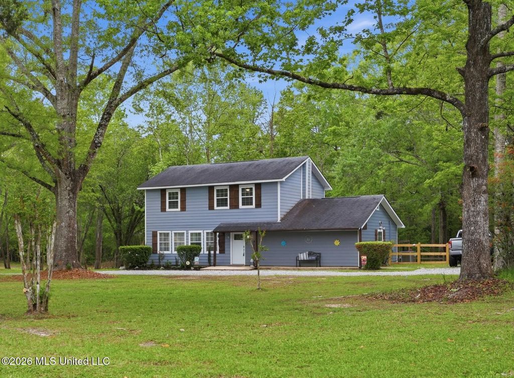 13213 Mount Pleasant Road, Vancleave, MS 39565