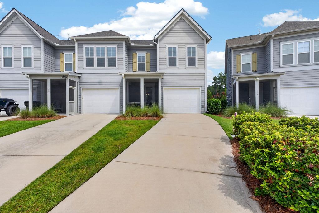Image 29 of property listing at 141 Trailview Lane, Summerville, SC 29486