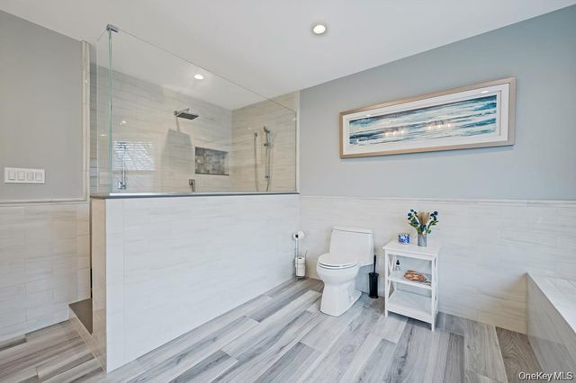 300 Private Road 8, Cutchogue, NY 11935