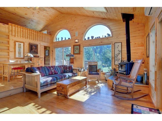 1111 Red Feather Rd, Cotopaxi, CO 81223