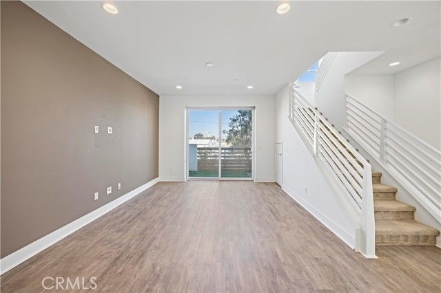 645 W 17th Street, Costa Mesa, CA 92627