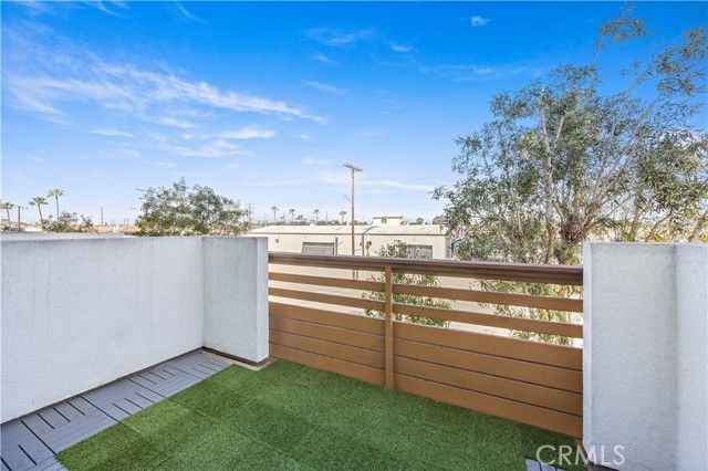 645 W 17th Street, Costa Mesa, CA 92627