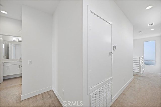 645 W 17th Street, Costa Mesa, CA 92627