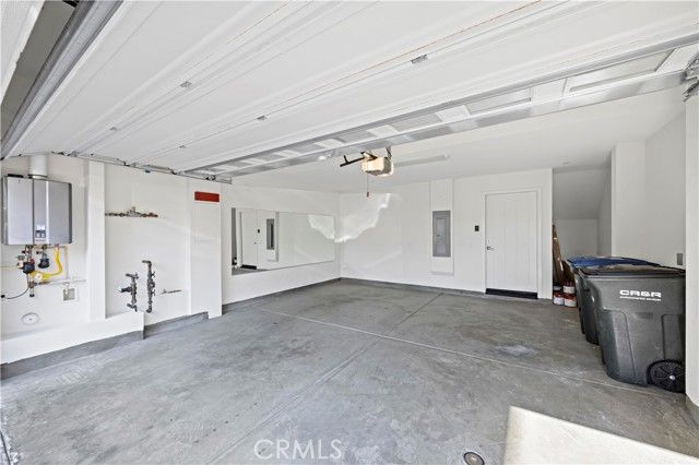 645 W 17th Street, Costa Mesa, CA 92627