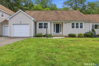 339 Navajo Loop 339, Shelton, CT 06484