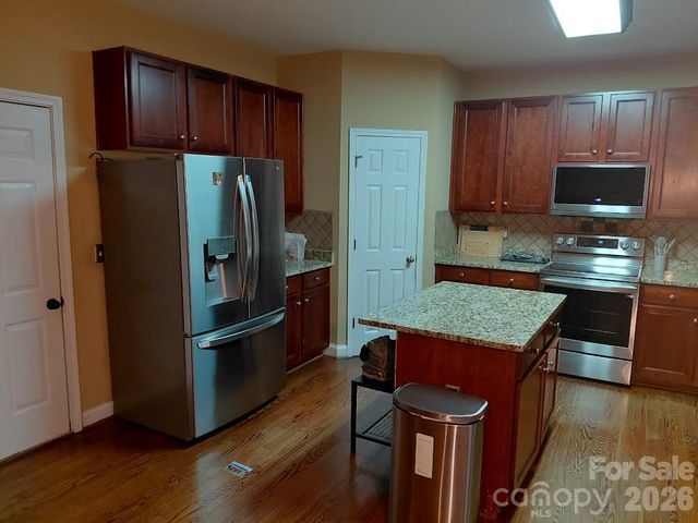 10357 Montrose Drive NW, Charlotte, NC 28269