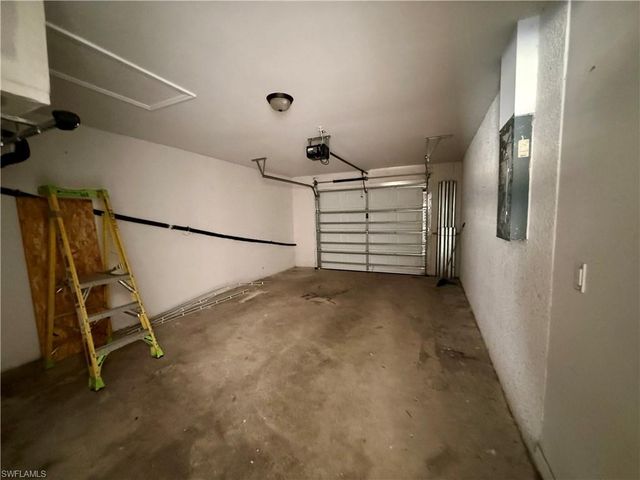 4712 SE 5th AVE, Cape Coral, FL 33904