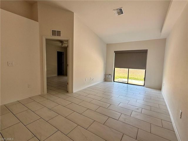 4712 SE 5th AVE, Cape Coral, FL 33904