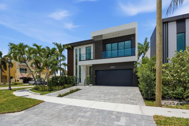 3201 NE 26TH Street, Fort Lauderdale, FL 33305