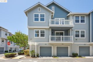 2020 Northshore Dr, Richmond, CA 94804