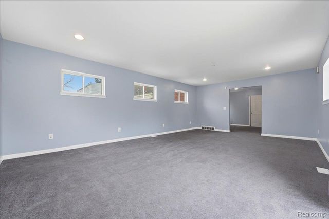 9193 Rutherford Street, Detroit, MI 48228