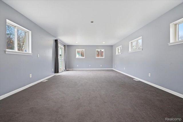 9193 Rutherford Street, Detroit, MI 48228