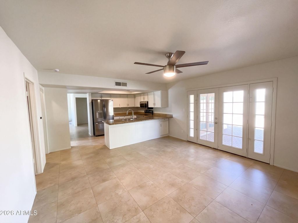 4038 W MERCER Lane, Phoenix, AZ 85029 — photo 3