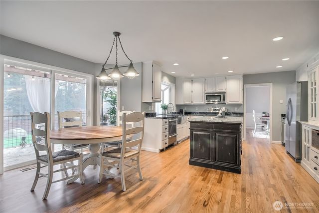 15518 59th Drive SE, Snohomish, WA 98296