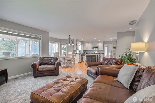 15518 59th Drive SE, Snohomish, WA 98296