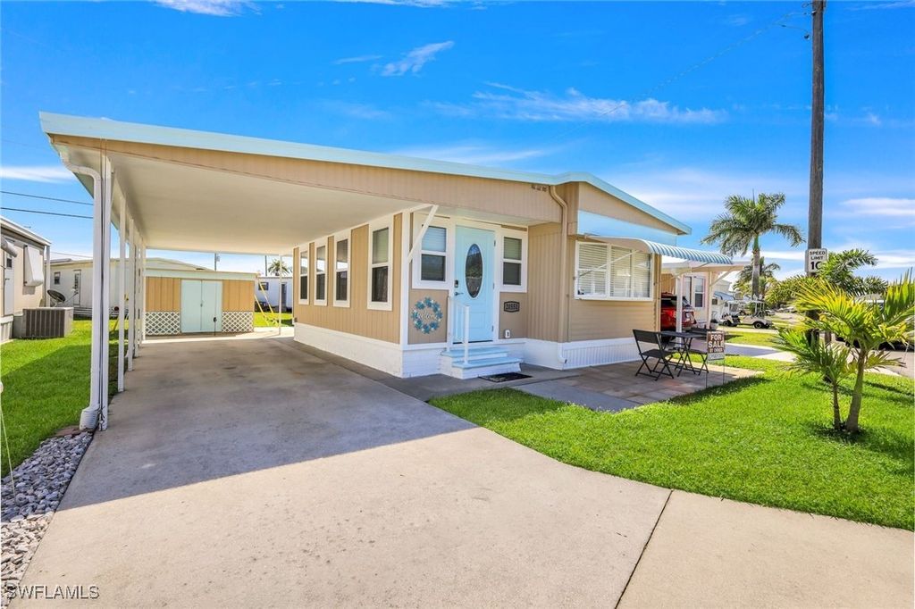 20551 Port DR, Estero, FL 33928