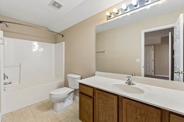 1007 Maricopa Dr, Murfreesboro, TN 37128