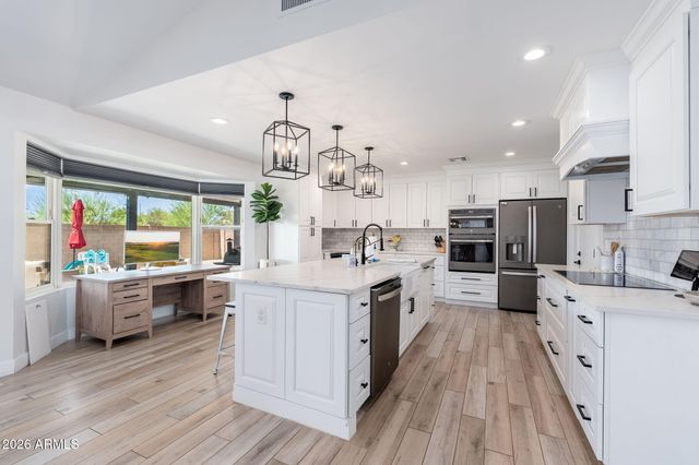 1317 E Kramer Circle, Mesa, AZ 85203