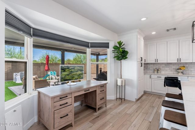 1317 E Kramer Circle, Mesa, AZ 85203