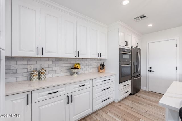 1317 E Kramer Circle, Mesa, AZ 85203