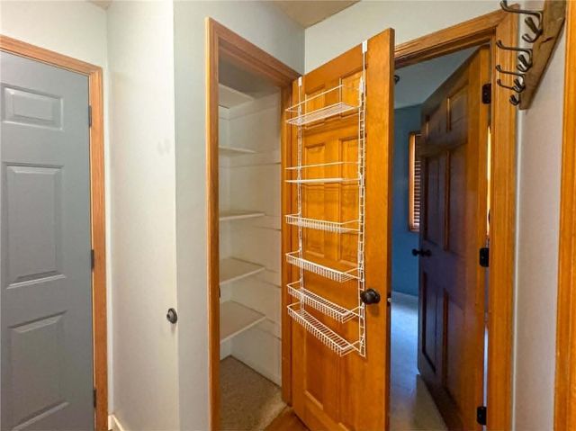3205 N Black Forest Avenue, Blue Springs, MO 64015