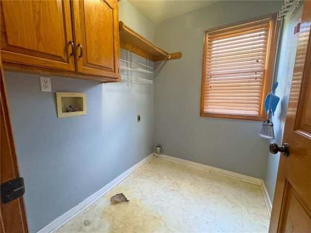 3205 N Black Forest Avenue, Blue Springs, MO 64015