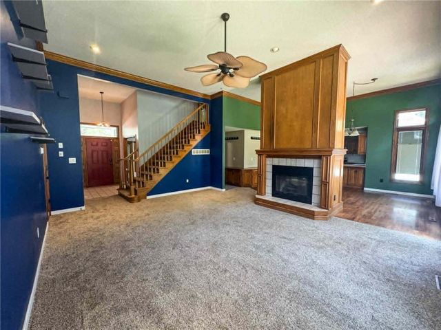 3205 N Black Forest Avenue, Blue Springs, MO 64015