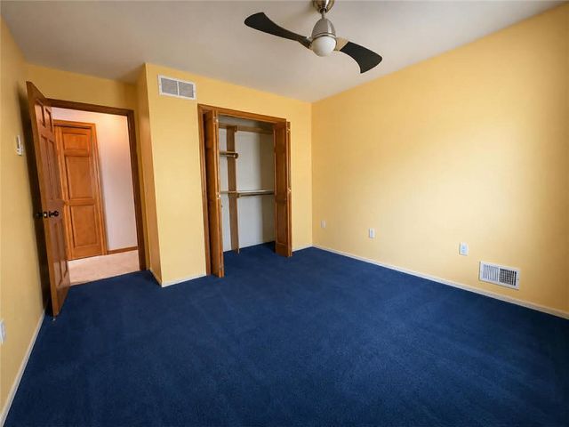 3205 N Black Forest Avenue, Blue Springs, MO 64015