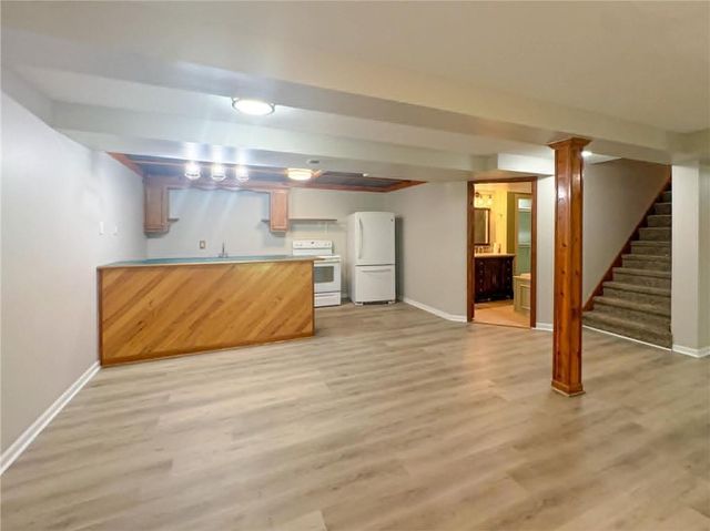 3205 N Black Forest Avenue, Blue Springs, MO 64015