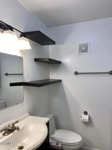 5850 Benner Street 201, Los Angeles, CA 90042