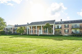 77 Atterbury Boulevard 209, Hudson, OH 44236