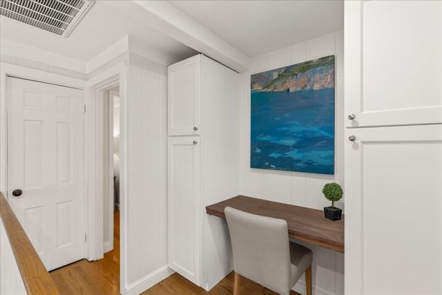8 Forest Ave, Cohasset, MA 02025
