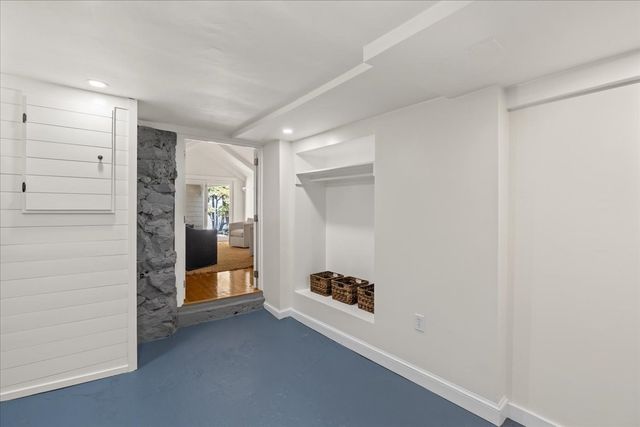 8 Forest Ave, Cohasset, MA 02025